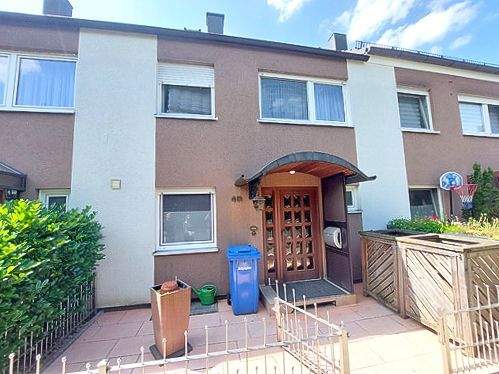 Familienglück in Altdorf Reihenmittelhaus mit Garage 5 zimmer