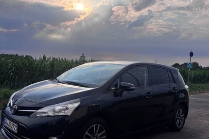 Toyota Verso 200.000 km 6.000 &euro; Siegburg 53731