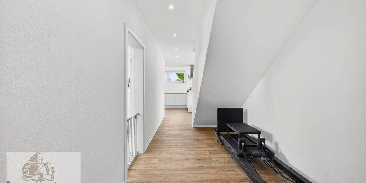 Einfamilienhaus Gundelsheim - 6 Zimmer, 245 m&sup2;, 949.000&euro; | Angebot:26695748