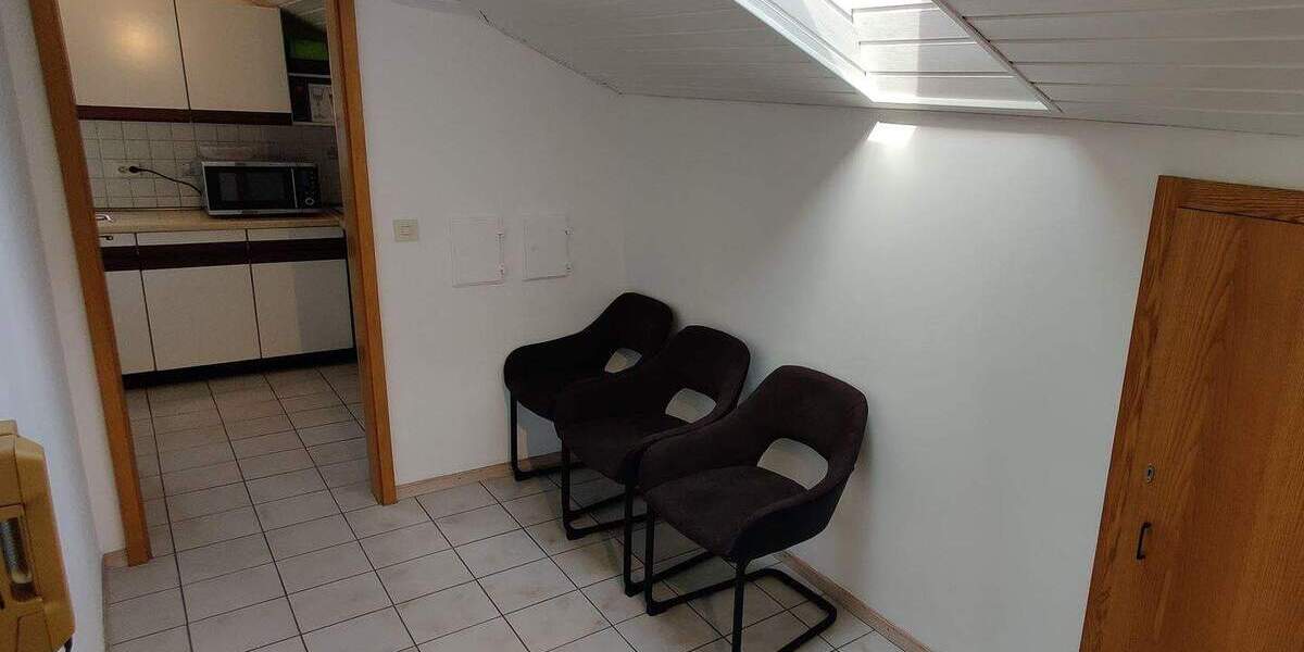 Einfamilienhaus Niederwerrn - 6 Zimmer, 141 m&sup2;, 555.000&euro; | Angebot:25670030