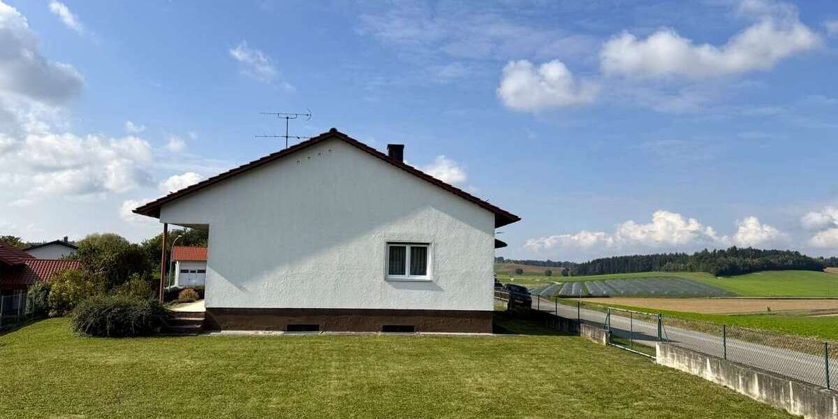 Haus zum Kaufen in Landau an der Isar Kammern 279.000 € 94.91 m² 4 zimmer