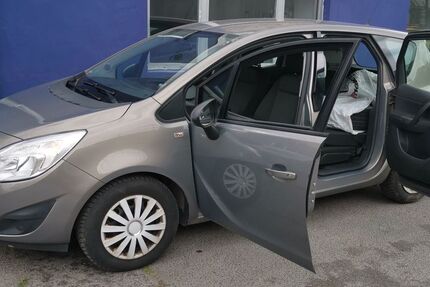 Opel Meriva 117.000 km 3.499 &euro; Berlin 13405