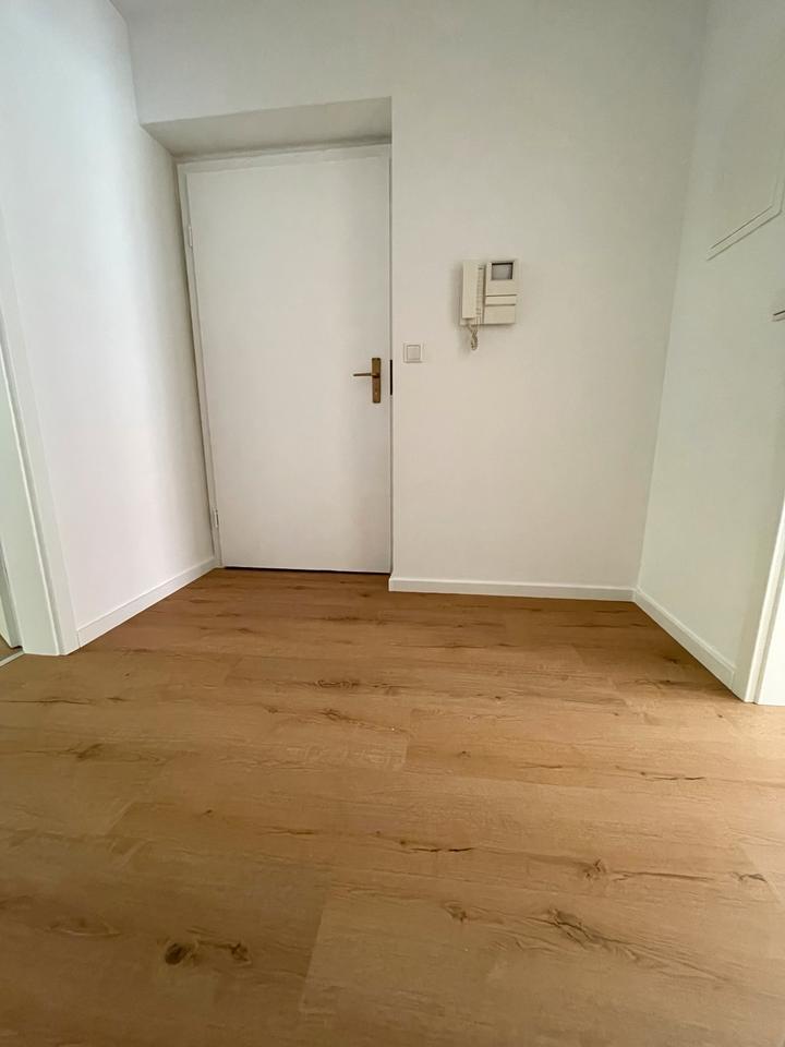 hochwertig sanierte 2-Zimmer Wohnung im Herzen von Dingolfing