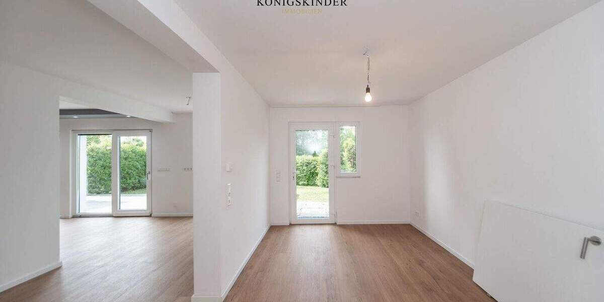 Doppelhaushälfte Stuttgart Zuffenhausen - 8 Zimmer, 154 m&sup2;, 945.000&euro; | Angebot:24709813