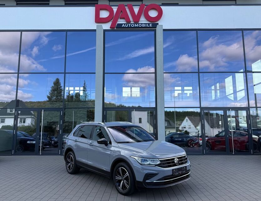 VW Tiguan 79.960 km 28.991 € Burbach 57299