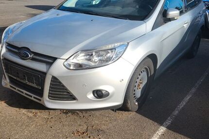 Ford Focus 121.260 km 3.800 € Rheinsberg 16831