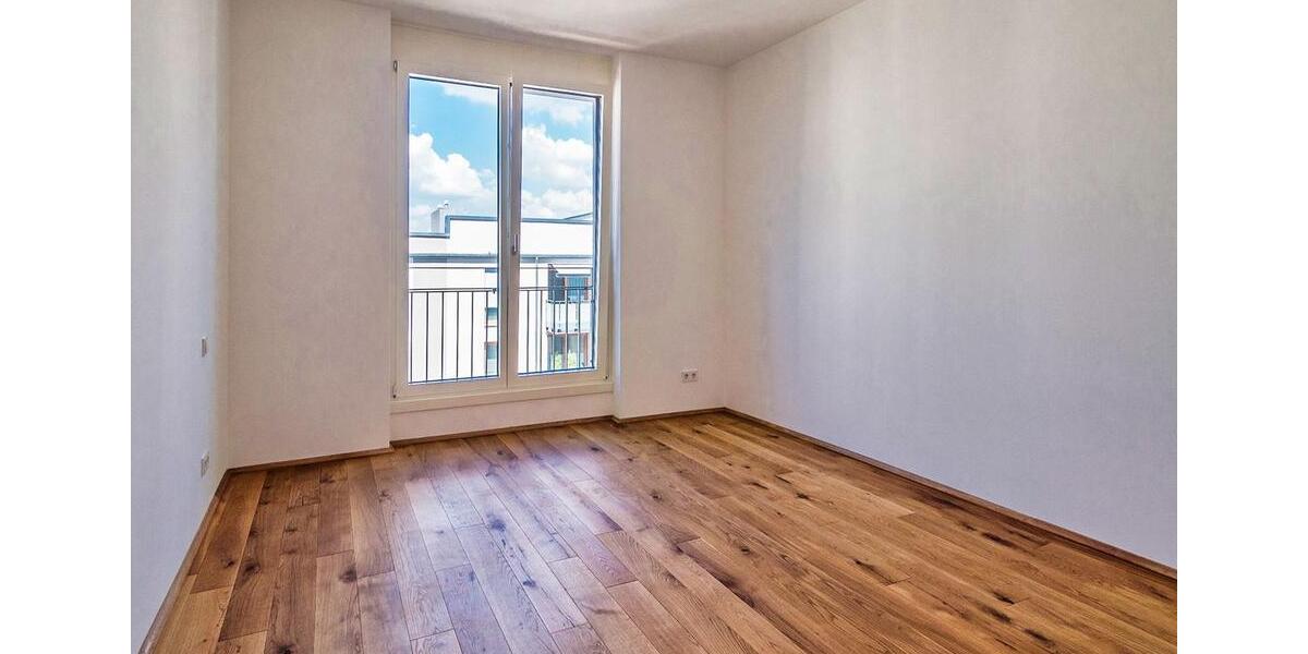 Etagenwohnung Dresden - 5 Zimmer, 143 m&sup2;, 2.220&euro; | Angebot:26338030