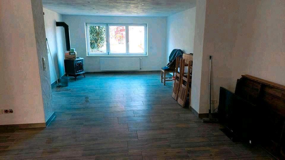 Erdgeschoßwohnung Merchweiler - 4 Zimmer, 80 m&sup2;, 1.000&euro; | Angebot:26592858