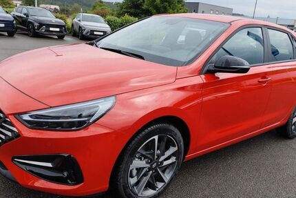 Hyundai i30 14.561 km 19.900 &euro; Freyburg 06632