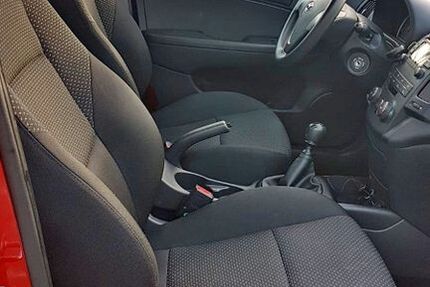 Hyundai i30 144.000 km 2.500 &euro; München 80997