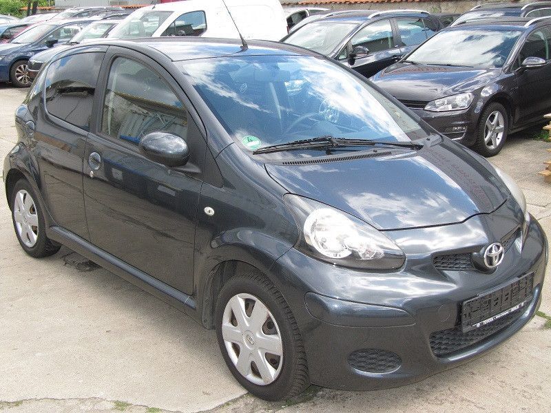 Aygo (X)