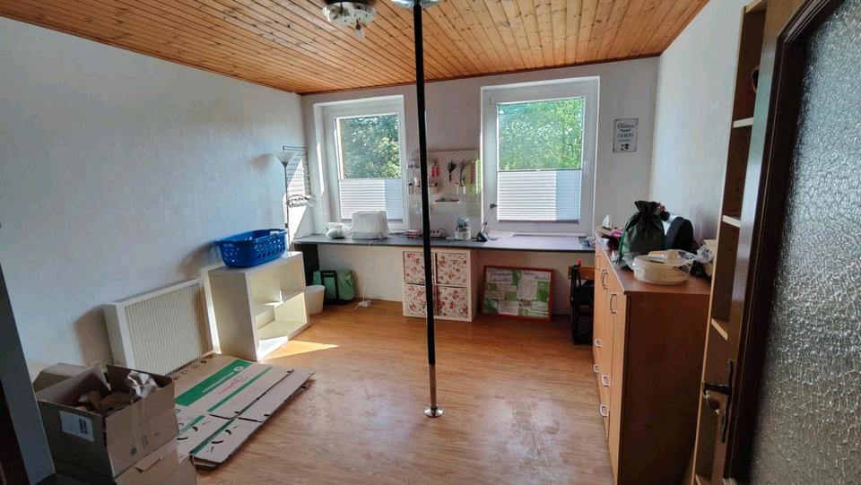 Etagenwohnung Urmitz - 7 Zimmer, 160 m&sup2;, 300.000&euro; | Angebot:26709840