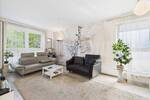 Lichtdurchflutete 3-Zimmer-Wohnung mit umfassender Dachterrasse und Tiefgaragenstellplatz