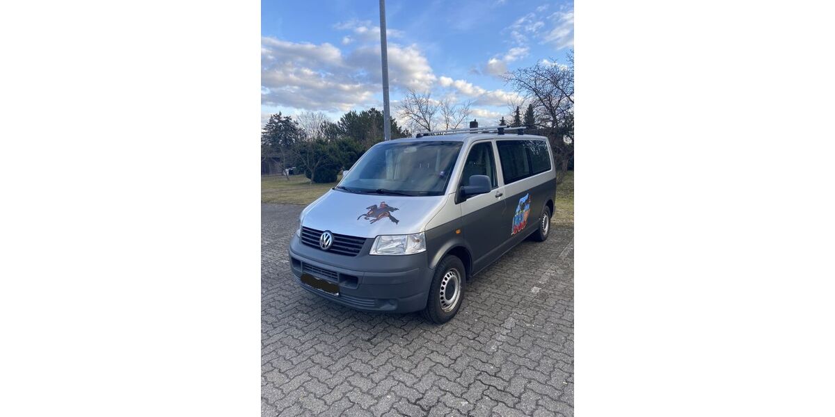 VW T5 Transporter 274.000 km 9.450 &euro; Lübeck 23552
