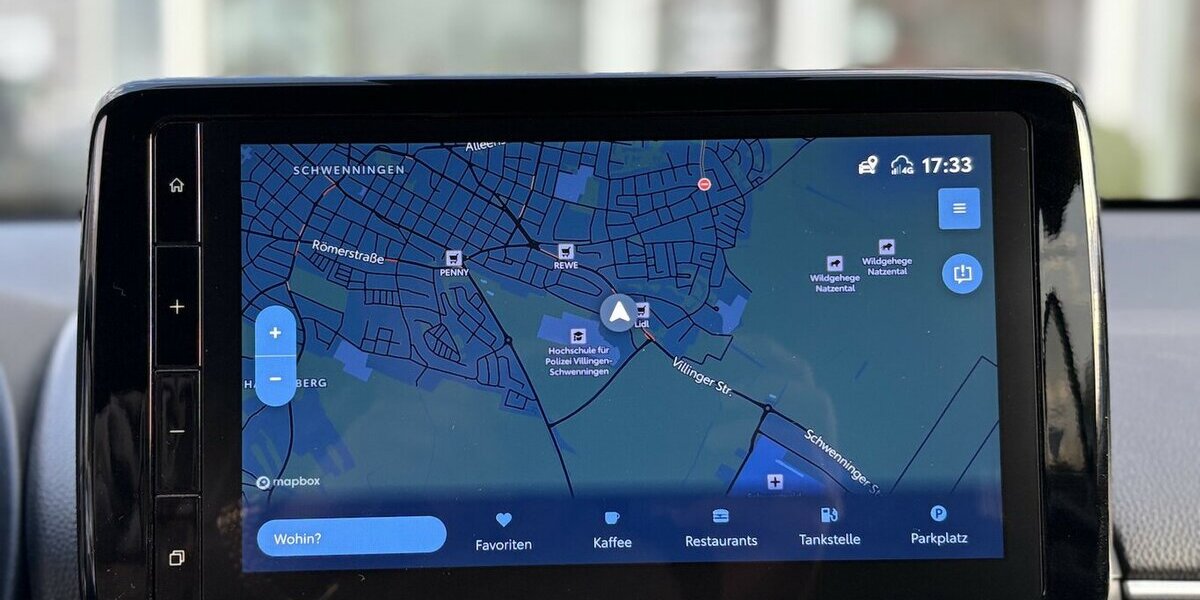 Toyota Yaris Cross TEAM D/Hybrid AWD-i KAMERA/NAVI/DAB 25.628 km 23.800 &euro; Villingen-Schwenningen 78054