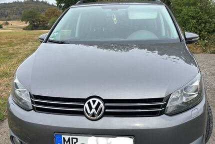 VW Touran 262.000 km 6.100 &euro; Gladenbach 35075