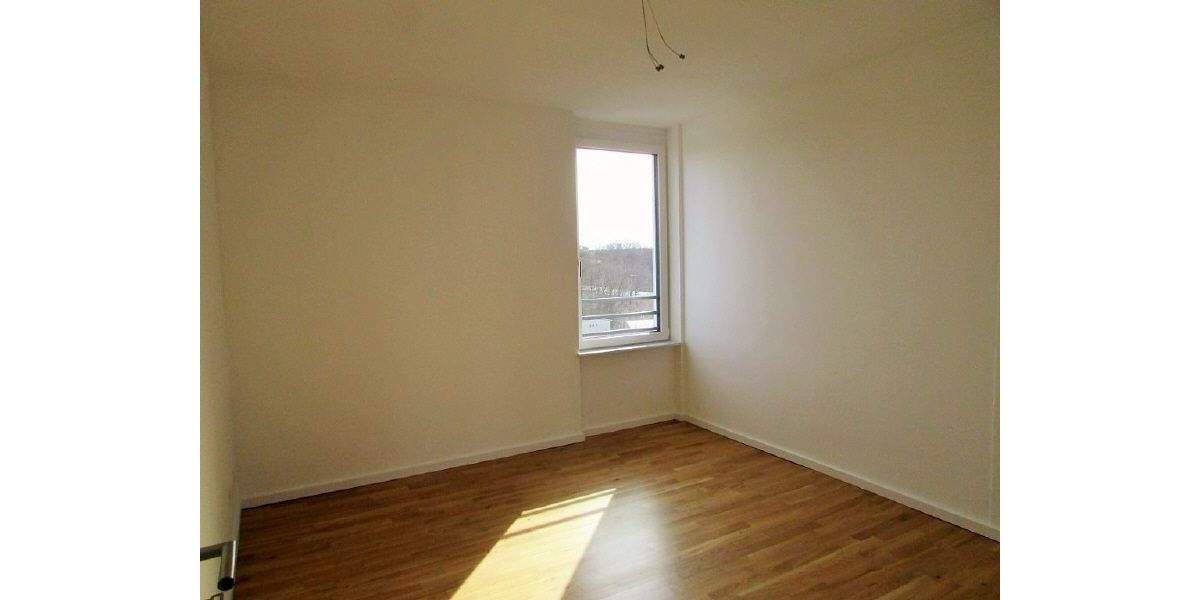 Etagenwohnung Wolfsburg Hellwinkel - 4 Zimmer, 122 m&sup2;, 1.817&euro; | Angebot:25355649