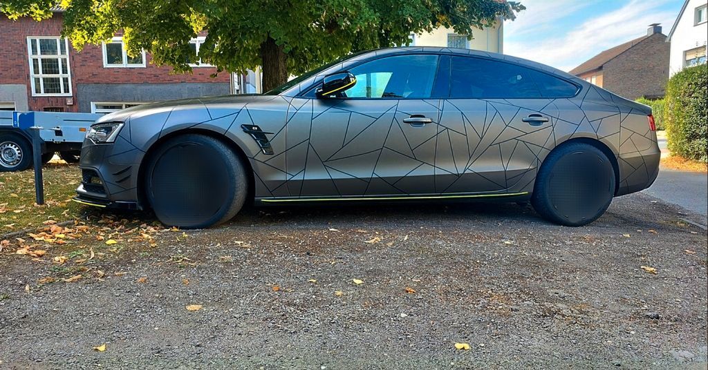 Audi A5 120.000 km 15.500 € Oberhausen 46047
