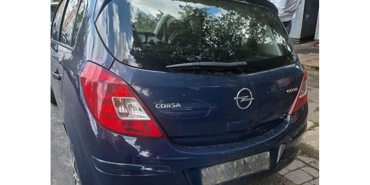 Opel Corsa 120.935 km 1.600 &euro; Chemnitz 09130