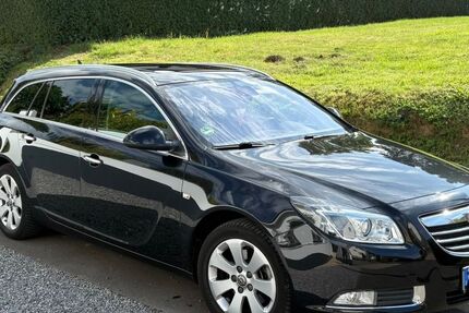Opel Insignia 135.000 km 5.590 &euro; Jülich 52428
