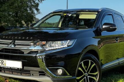 Mitsubishi Outlander 156.000 km 12.500 € Breisach 79206