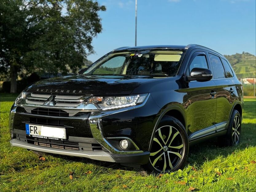 Mitsubishi Outlander 156.000 km 12.500 € Breisach 79206