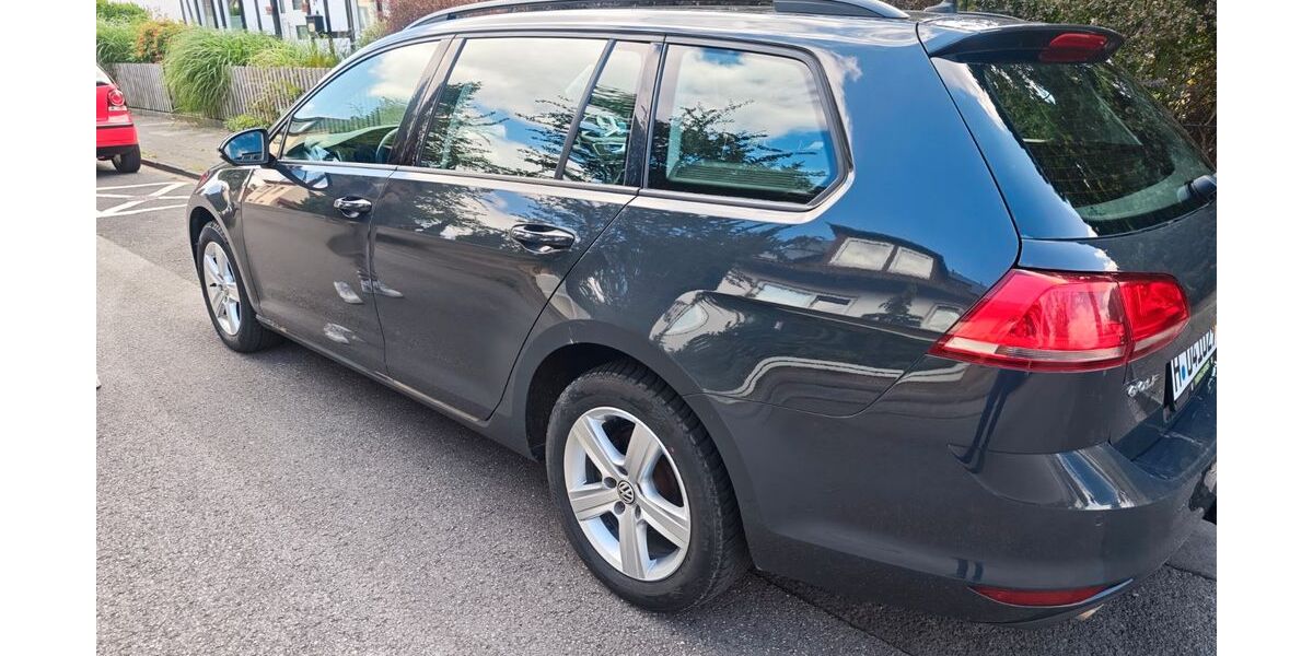 VW Golf 239.000 km 7.250 &euro; Lehrte 31275