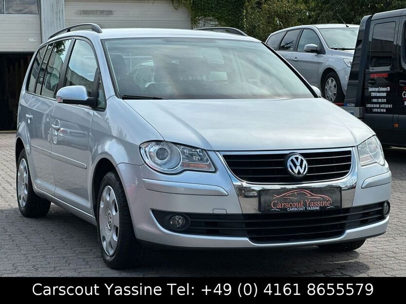 VW Touran 163.000 km 3.990 € Buxtehude 21614