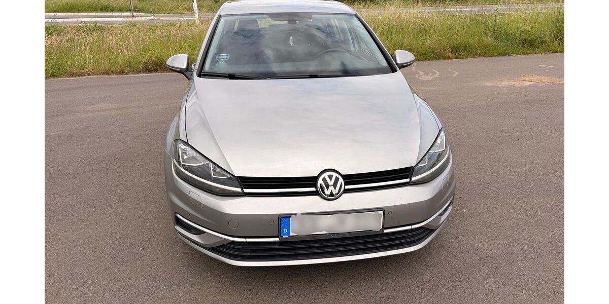 VW Golf 125.000 km 11.490 &euro; Kreuzau 52372