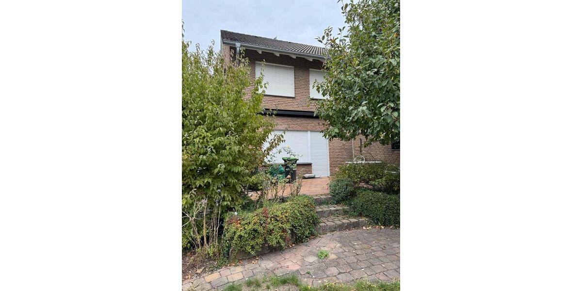 Haus zur Miete in Gütersloh, Nähe Mohnspark, 1500€ Kaltmiete 2 zimmer