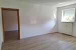 Etagenwohnung Schierling - 3 Zimmer, 90 m&sup2;, 600&euro; | Angebot:25655385