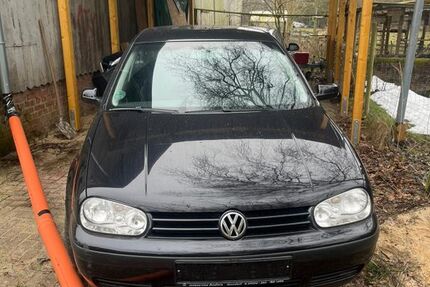 VW Golf 140.000 km 2.500 &euro; Hamburg 22159