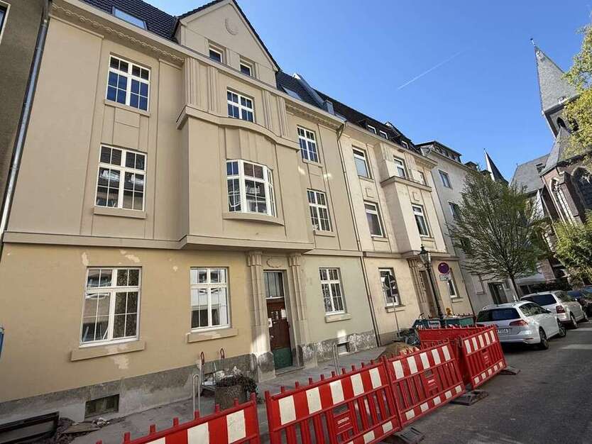 Wohnung zum Mieten in Düsseldorf 1.620 € 79 m²