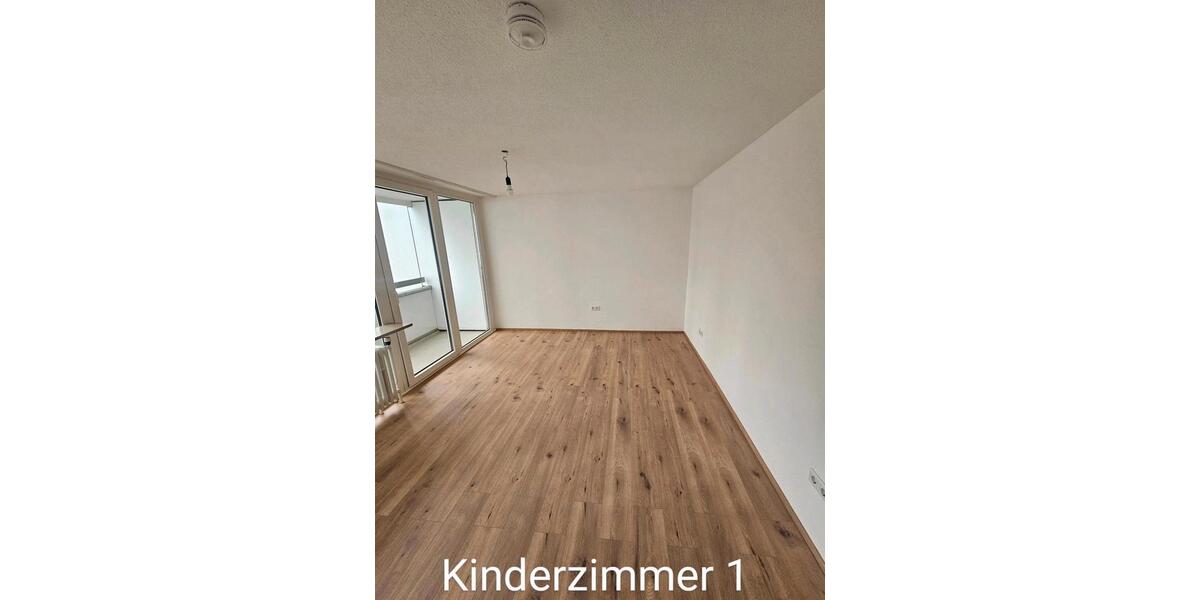 Etagenwohnung Germering - 4 Zimmer, 99 m&sup2;, 2.400&euro; | Angebot:25945342