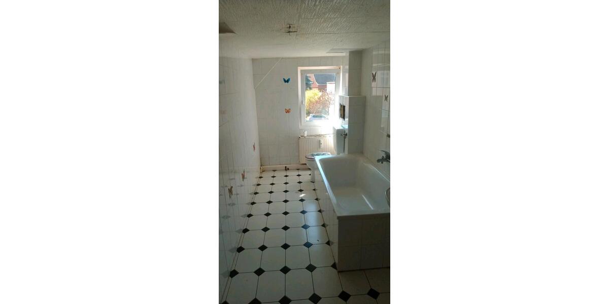 Dachgeschoßwohnung Ebersbach-Neugersdorf Neugersdorf - 2 Zimmer, 70 m&sup2;, 495&euro; | Angebot:26207317