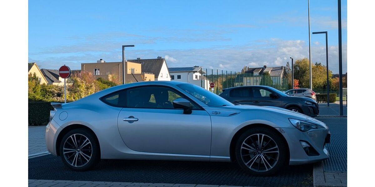 Toyota GT86 166.000 km 17.000 &euro; Sankt Sebastian 56220