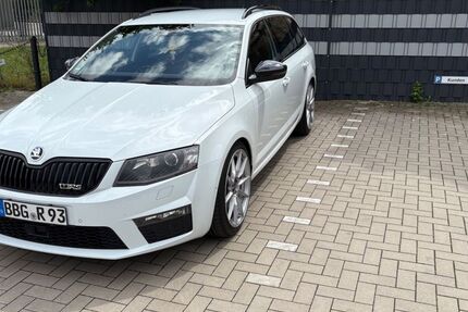 Skoda Octavia 101.000 km 15.200 &euro; Bernburg 06406