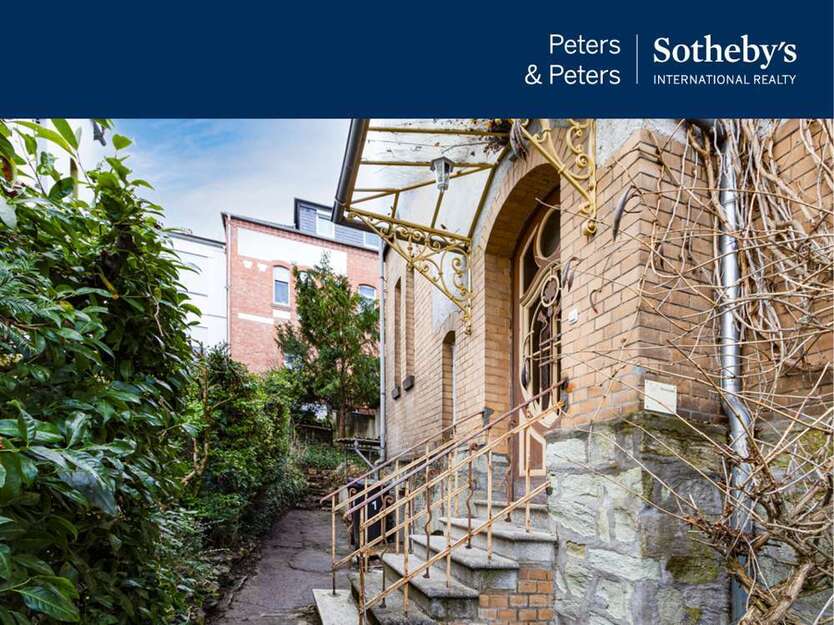Haus zum Kaufen in Wiesbaden 1.050.000 € 230 m²