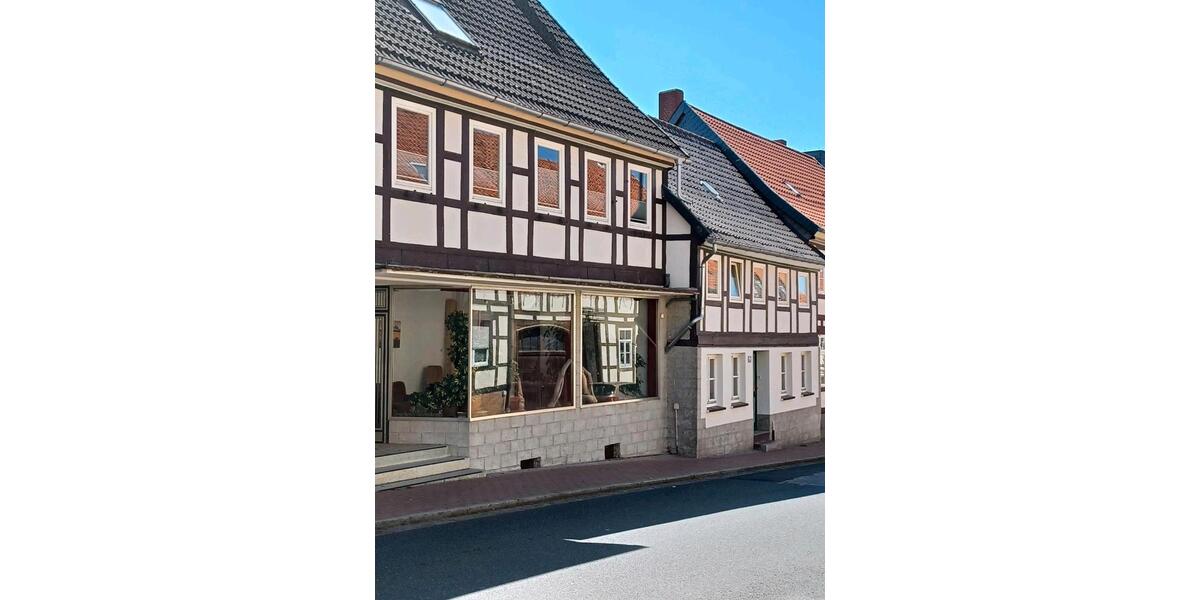 Reihenhaus Bad Salzdetfurth - 4 Zimmer, 151 m&sup2;, 260.000&euro; | Angebot:25722721