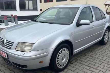 VW Bora 238.000 km 1.990 &euro; Chemnitz 09114