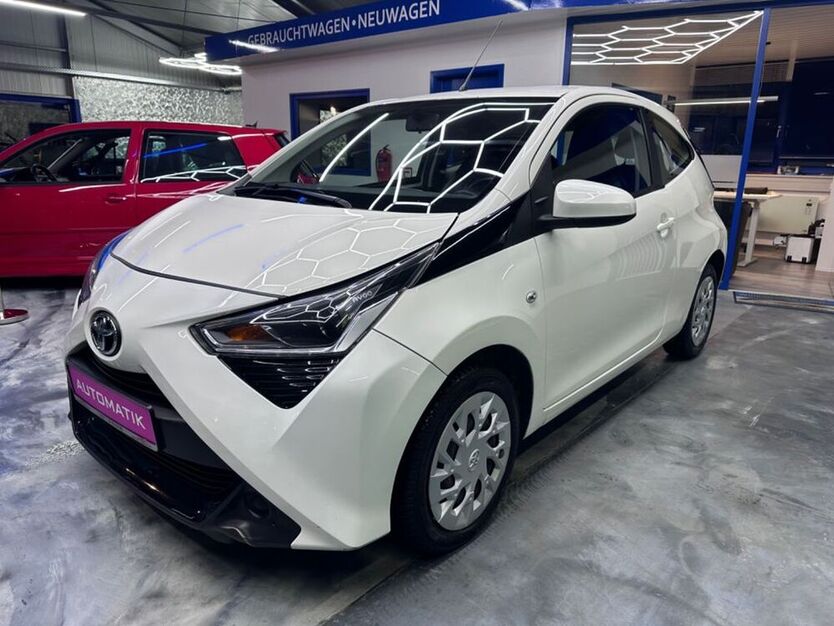 Aygo (X)
