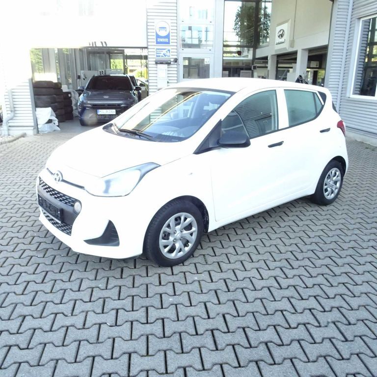i10