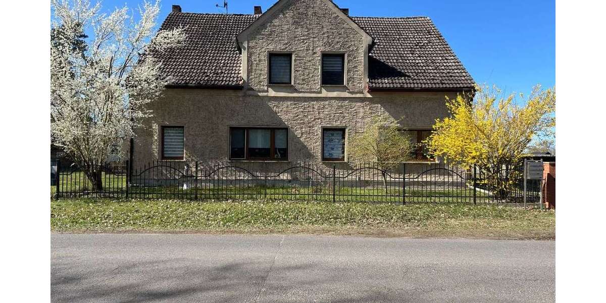 Einfamilienhaus Zehdenick - 8 Zimmer, 261 m&sup2;, 249.000&euro; | Angebot:25892006