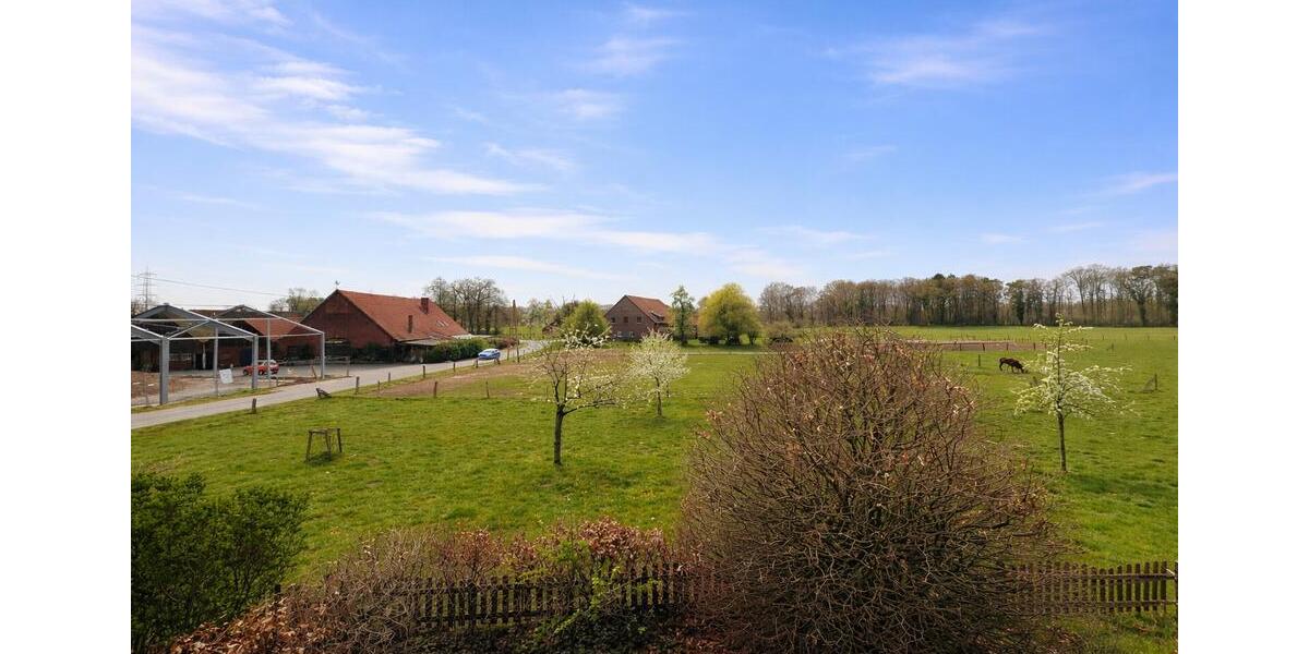 Etagenwohnung Hamminkeln - 4.5 Zimmer, 110 m&sup2;, 1.100&euro; | Angebot:26132215