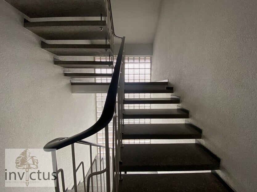 Ruhig und dennoch zentral: 4-Zimmer-Wohnung mit zwei Balkone