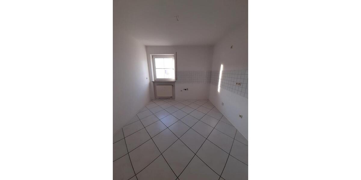 Erdgeschoßwohnung Siegenburg - 3 Zimmer, 85 m&sup2;, 840&euro; | Angebot:26399425