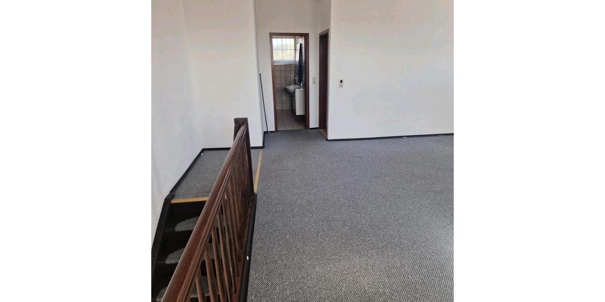 Etagenwohnung Kellmünz an der Iller - 4 Zimmer, 101 m&sup2;, 170.000&euro; | Angebot:27066666
