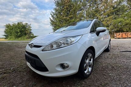 Ford Fiesta 144.000 km 3.750 &euro; Baden Baden 76533