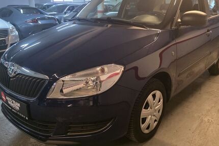 Skoda Fabia 56.681 km 4.990 &euro; Düsseldorf 40591