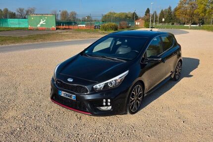 Kia ceed / Ceed 121.000 km 10.500 &euro; Rottenacker 89616
